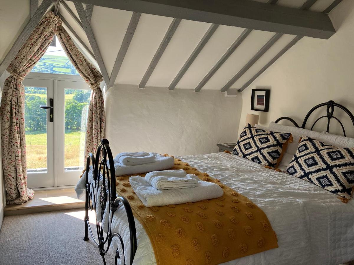 Hares Hideaway At Coed Moelfa Bed & Breakfast Corwen Exterior photo